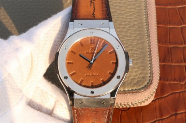 How to buy a Hublot clone watches for sale in St. Helena?