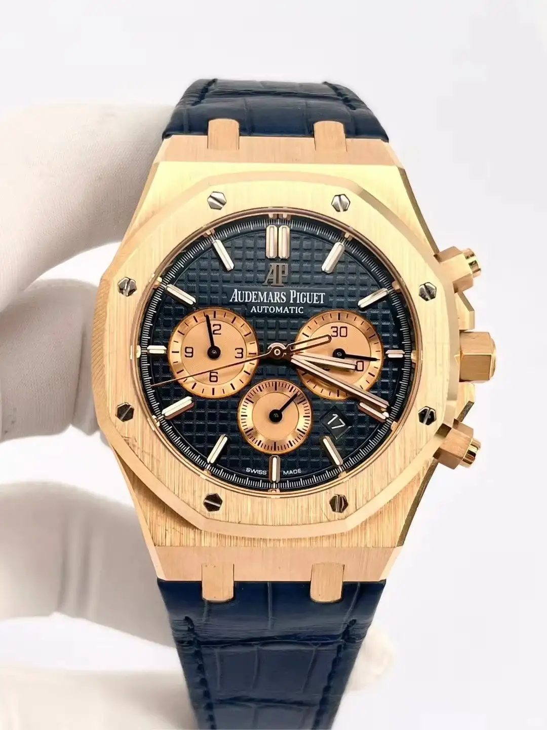 Audemars Piguet Royal Oak Selfwinding Chronograph Blue 26331OR.OO.D315CR.01 - gallery