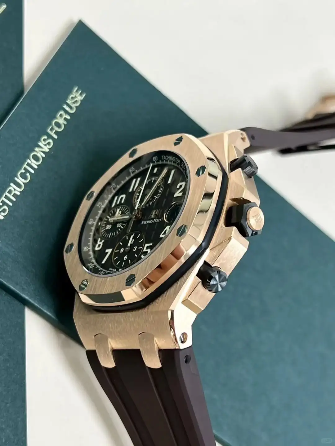 Audemars Piguet Royal Oak Offshore Selfwinding Chronograph Brown 26470OR.OO.A099CR.01 - gallery