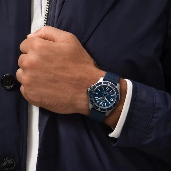 Breitling Superocean Men Automatic Blue Rubber Watch A17366D81C1S2 - gallery