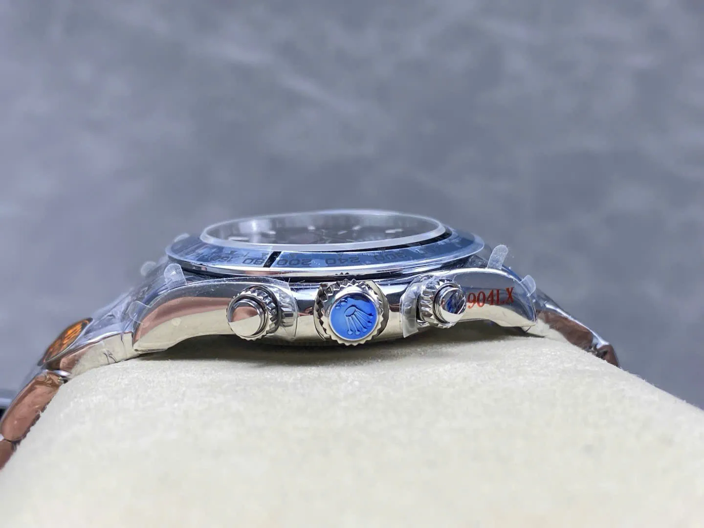 Superclone Rolex Daytona 40 mm 126509 Bright Blue Dial - gallery