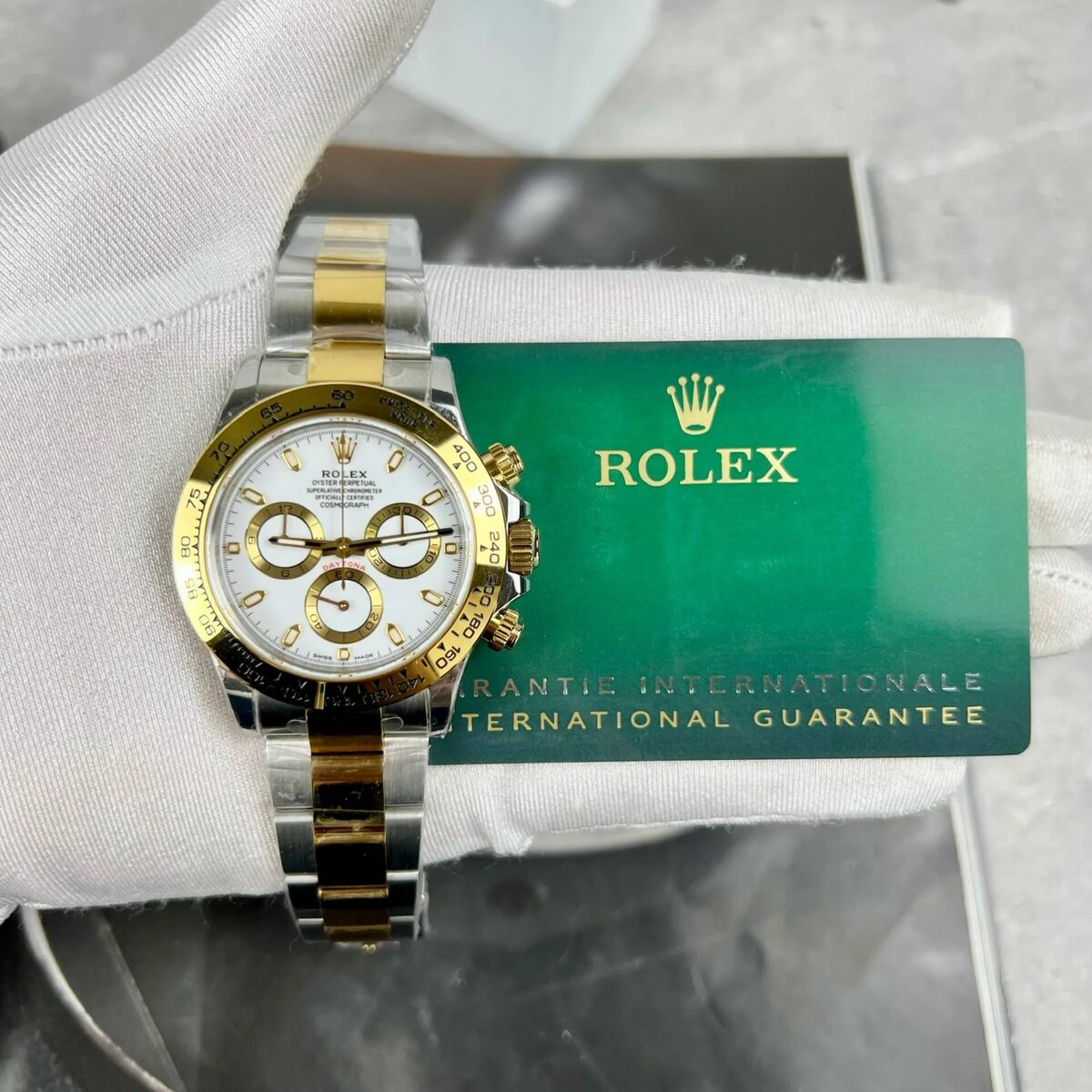 Superclone Rolex Daytona 40 mm White Dial 126503 - gallery