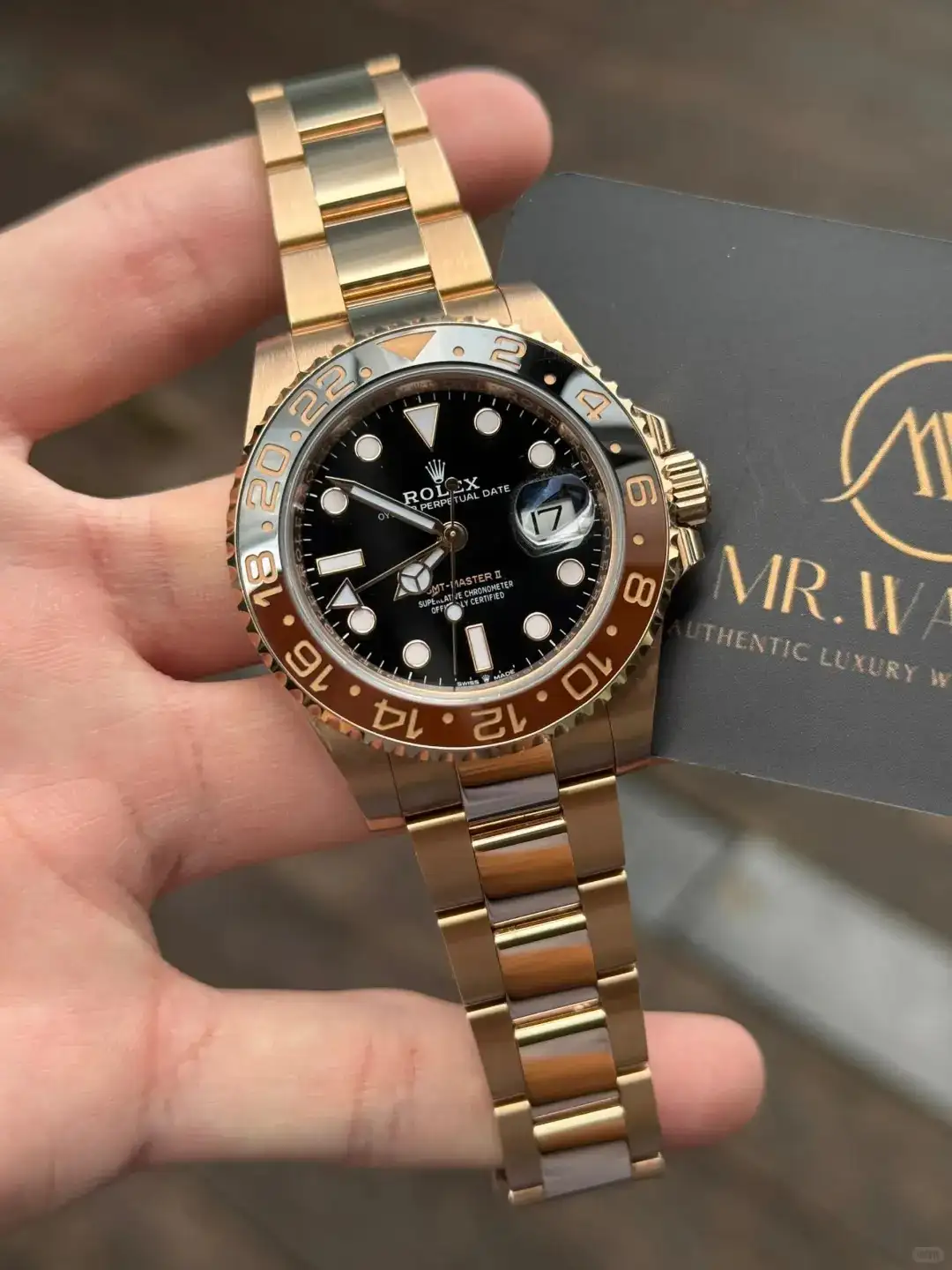 Rolex GMT-Master II Oyster 40 mm Everose gold 126715CHNR - gallery