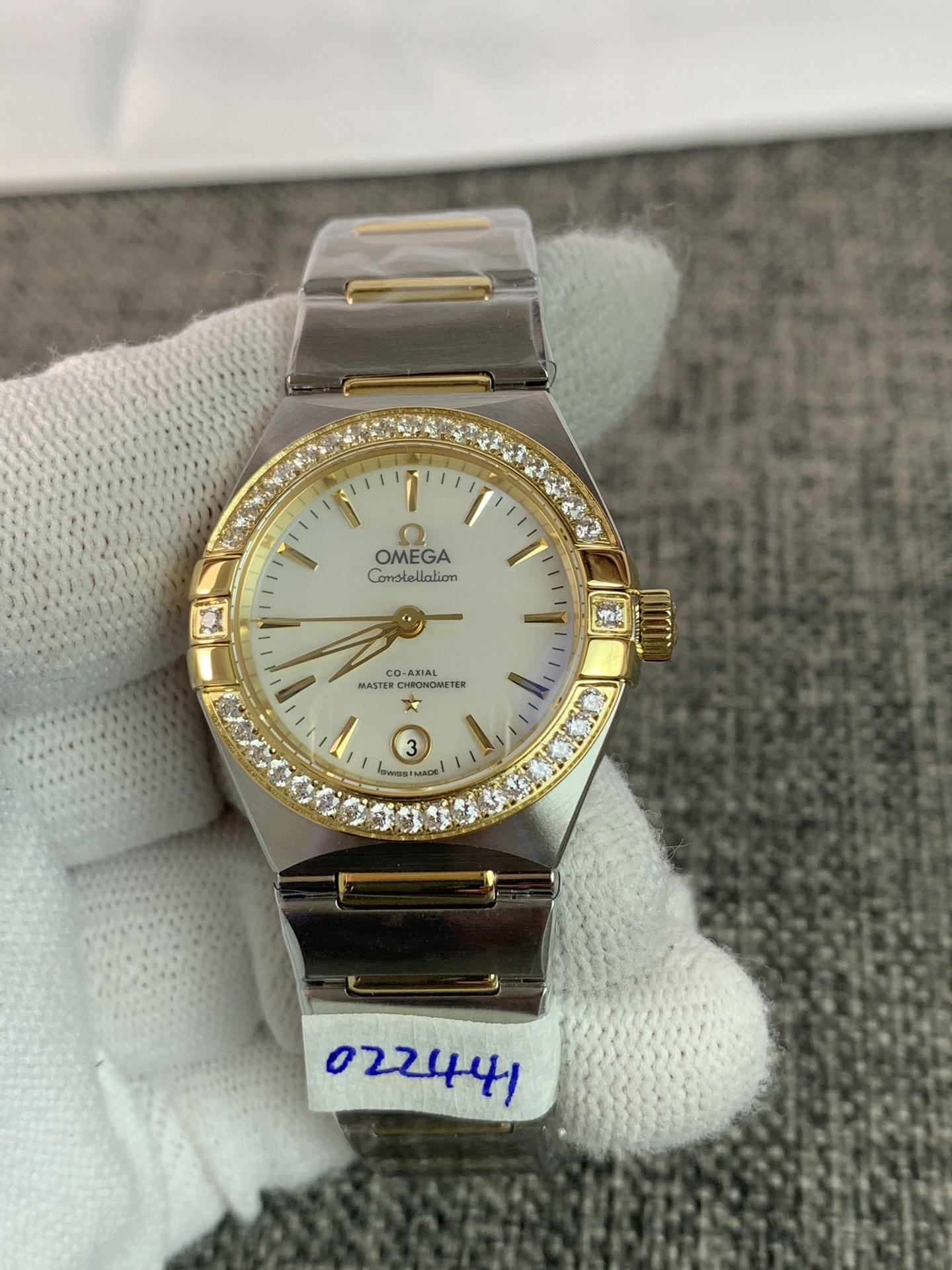 Omega Constellation 131.25.28.60.55.002