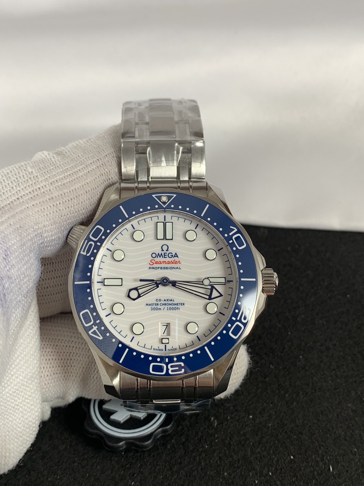 Omega Seamaster 300M Tokyo 2020 42mm 522.30.42.20.04.001